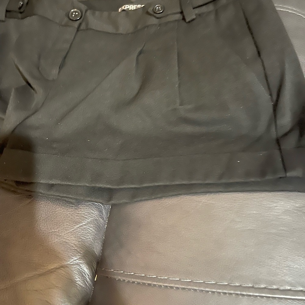 EXPRESS SIZE 8 , Black Women's Shorts - Picture 12 of 12